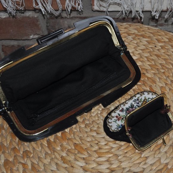 80s Double Sided, Floral Rose Tapestry, Handbag, Purse with Matching Coin Purse - Picture 3 of 3